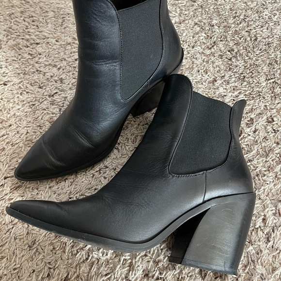 Steve Madden Ankle Pointed Boots - Picture 3 of 5